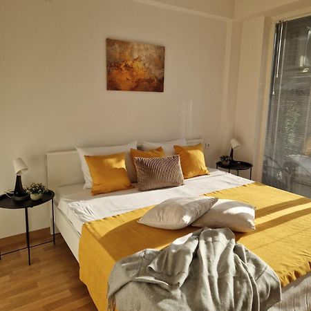 Kamche Lux Apartment Szkopje Kültér fotó