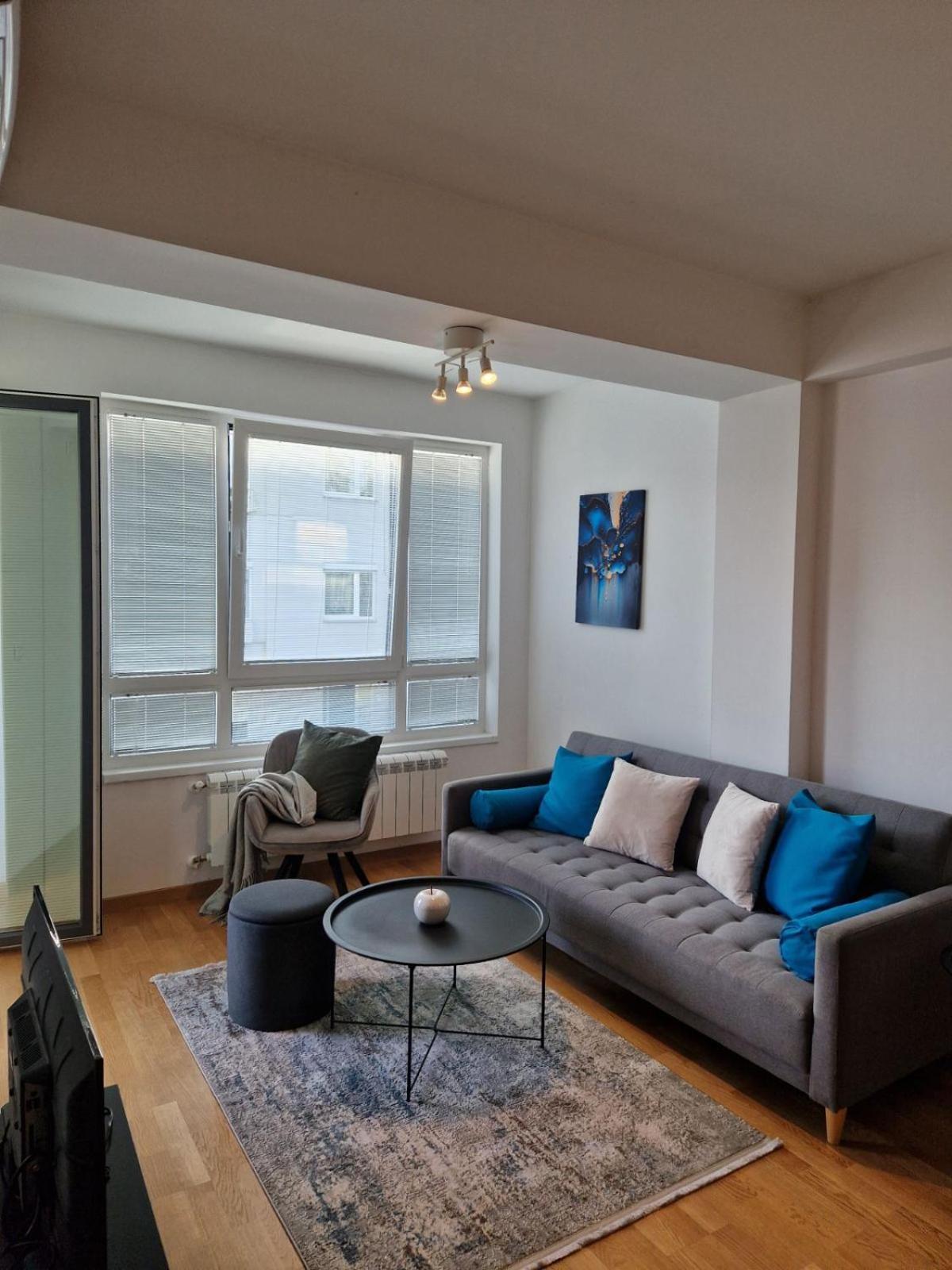 Kamche Lux Apartment Szkopje Kültér fotó