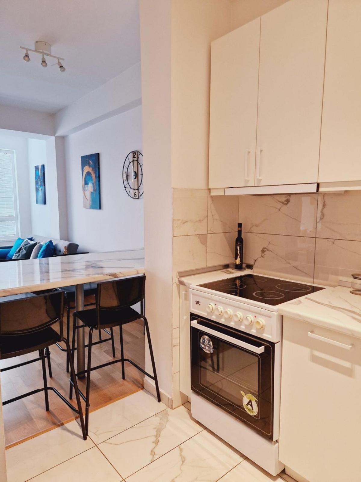 Kamche Lux Apartment Szkopje Kültér fotó