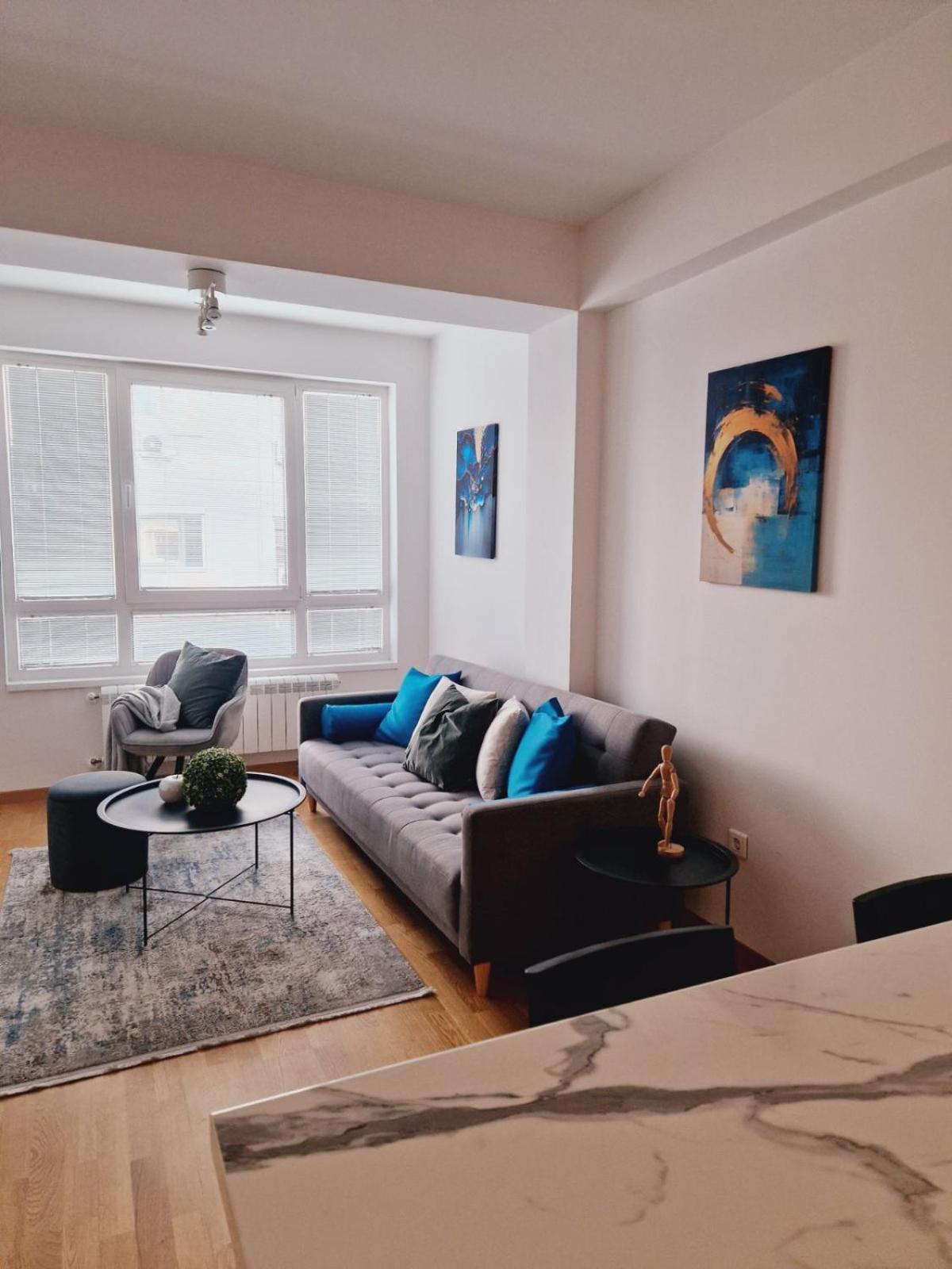 Kamche Lux Apartment Szkopje Kültér fotó
