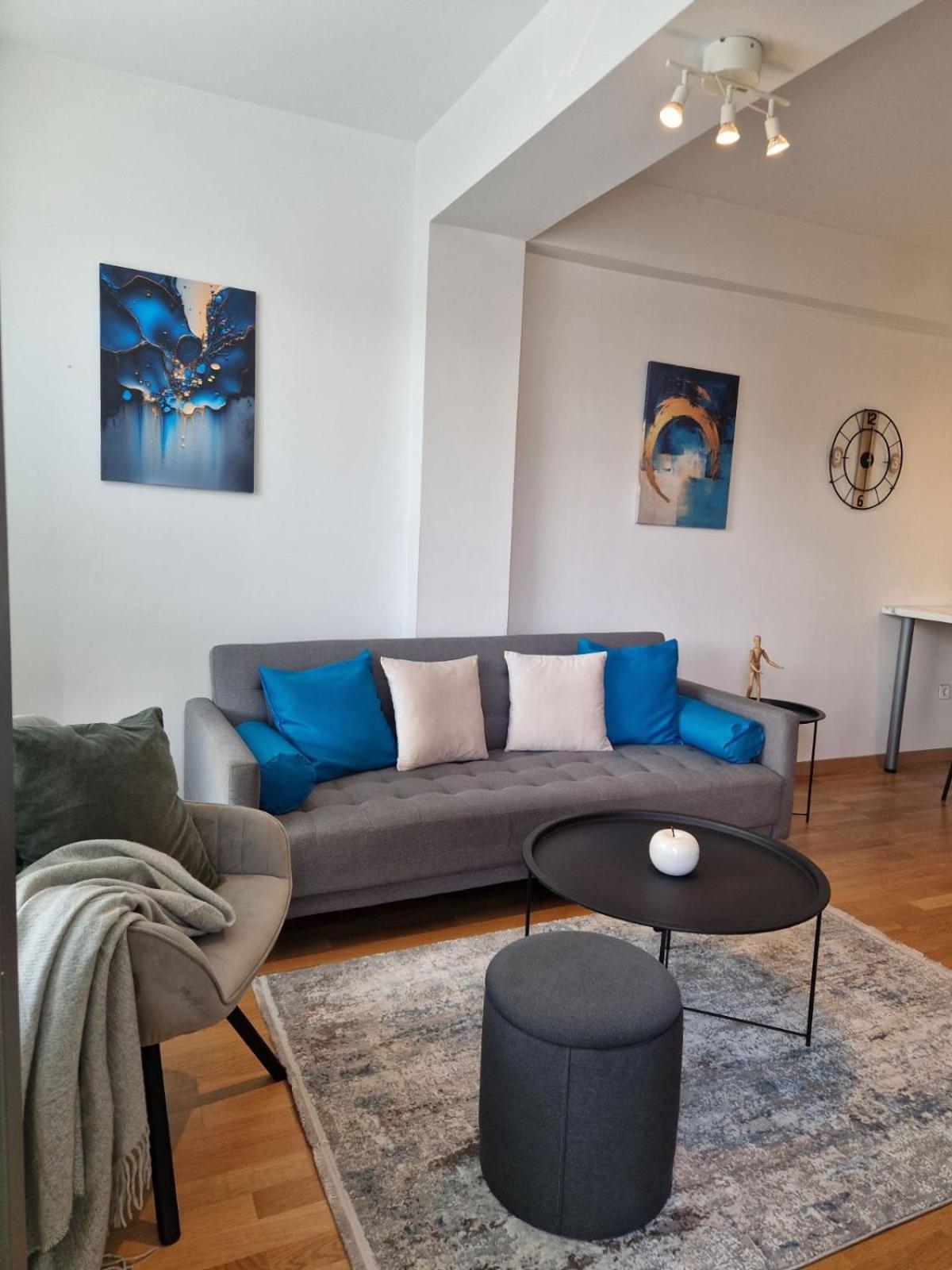 Kamche Lux Apartment Szkopje Kültér fotó