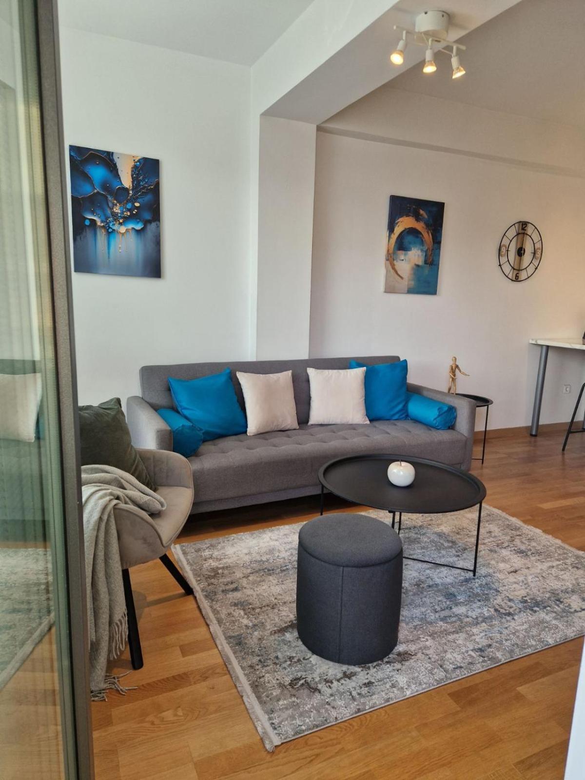 Kamche Lux Apartment Szkopje Kültér fotó